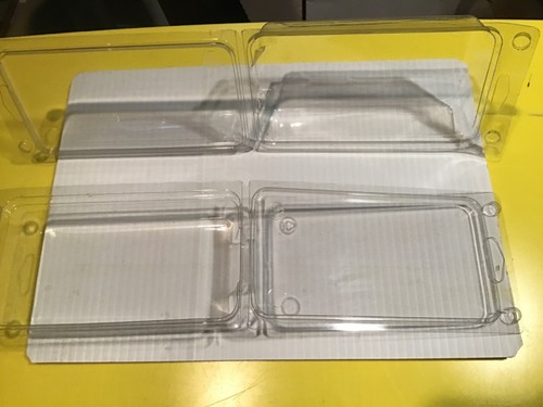 Clamshell grande blister
